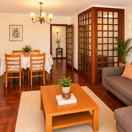 Pilar 2 Funchal, By Specialstays