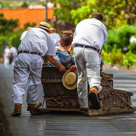 Pilar 2 Funchal, By Specialstays *